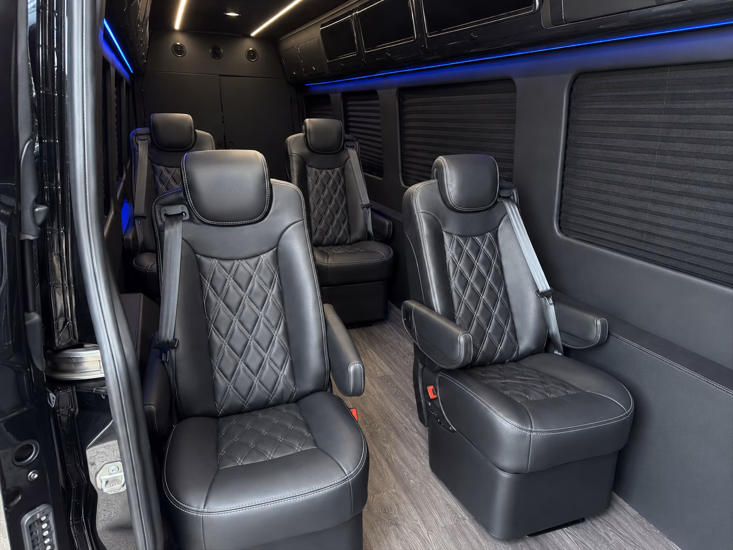 book a bus for your next convention or trade show 1