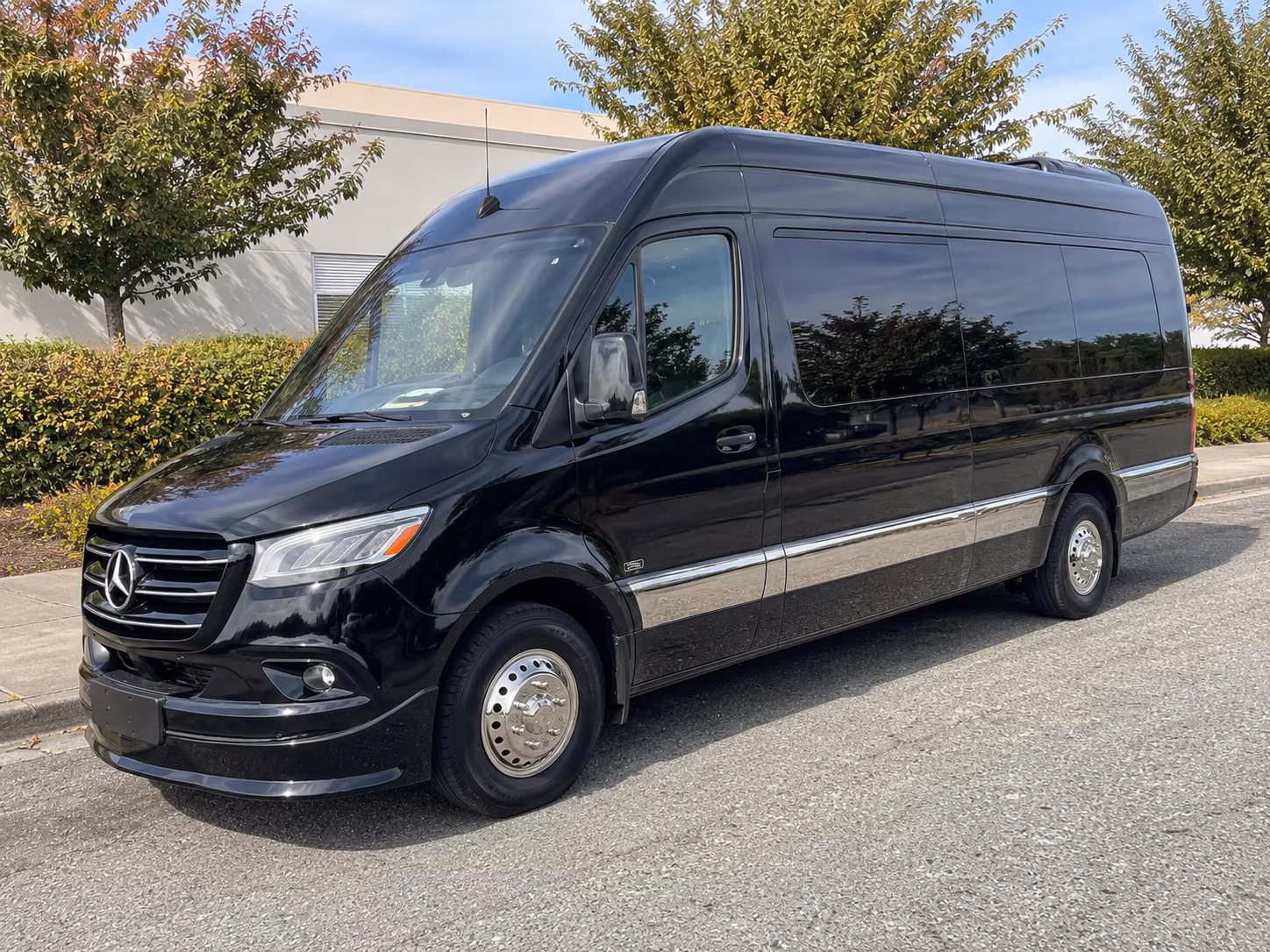 book a bus for your next corporate event 3