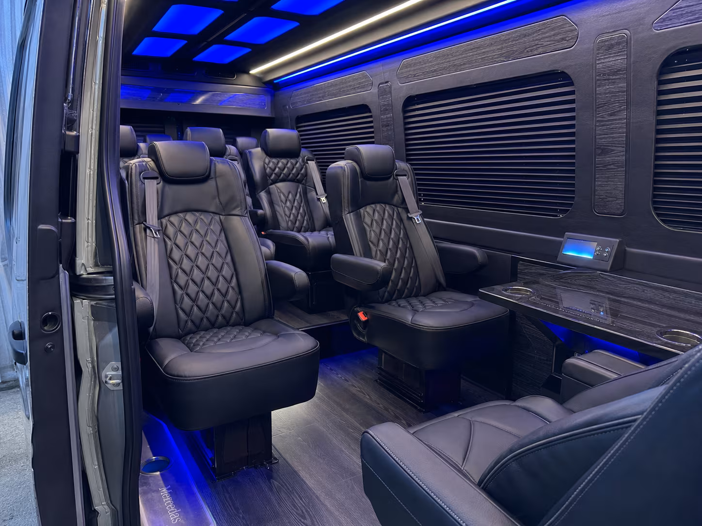 book a bus for your next private event 2