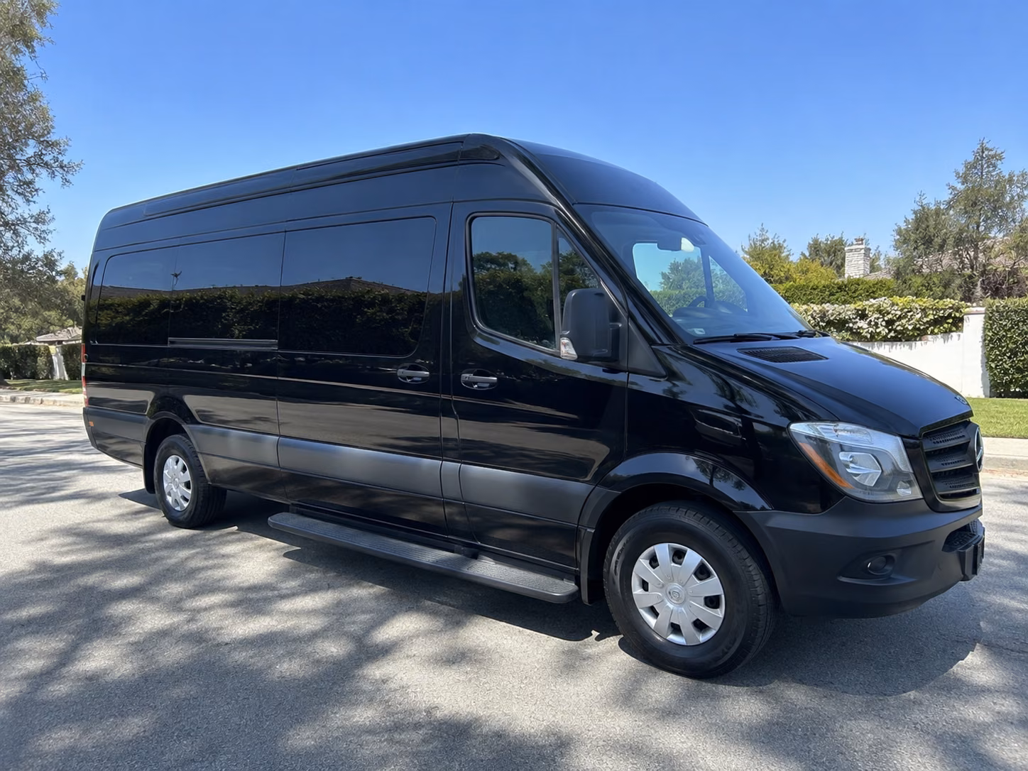 book a bus for your next prom 4