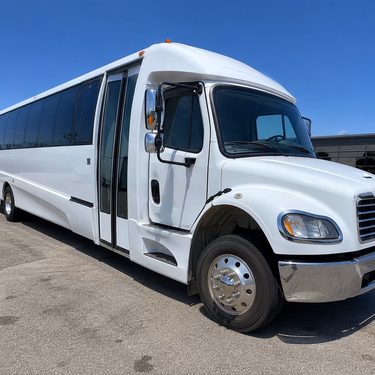 book a bus for your next wine tour 4