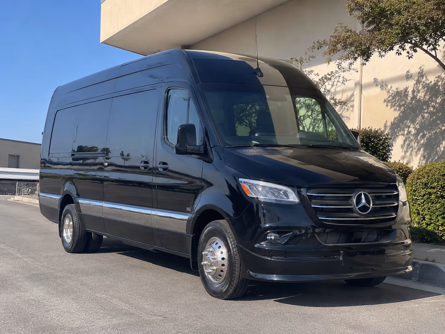 bus rental options for clovis trips
