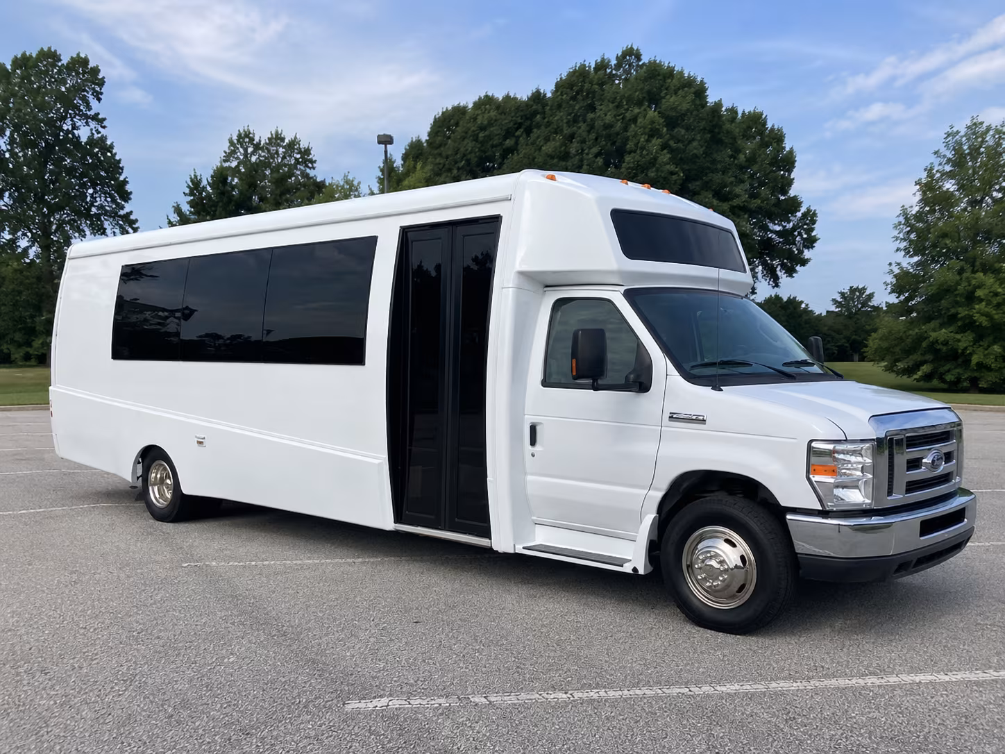 clovis 18 passenger party bus