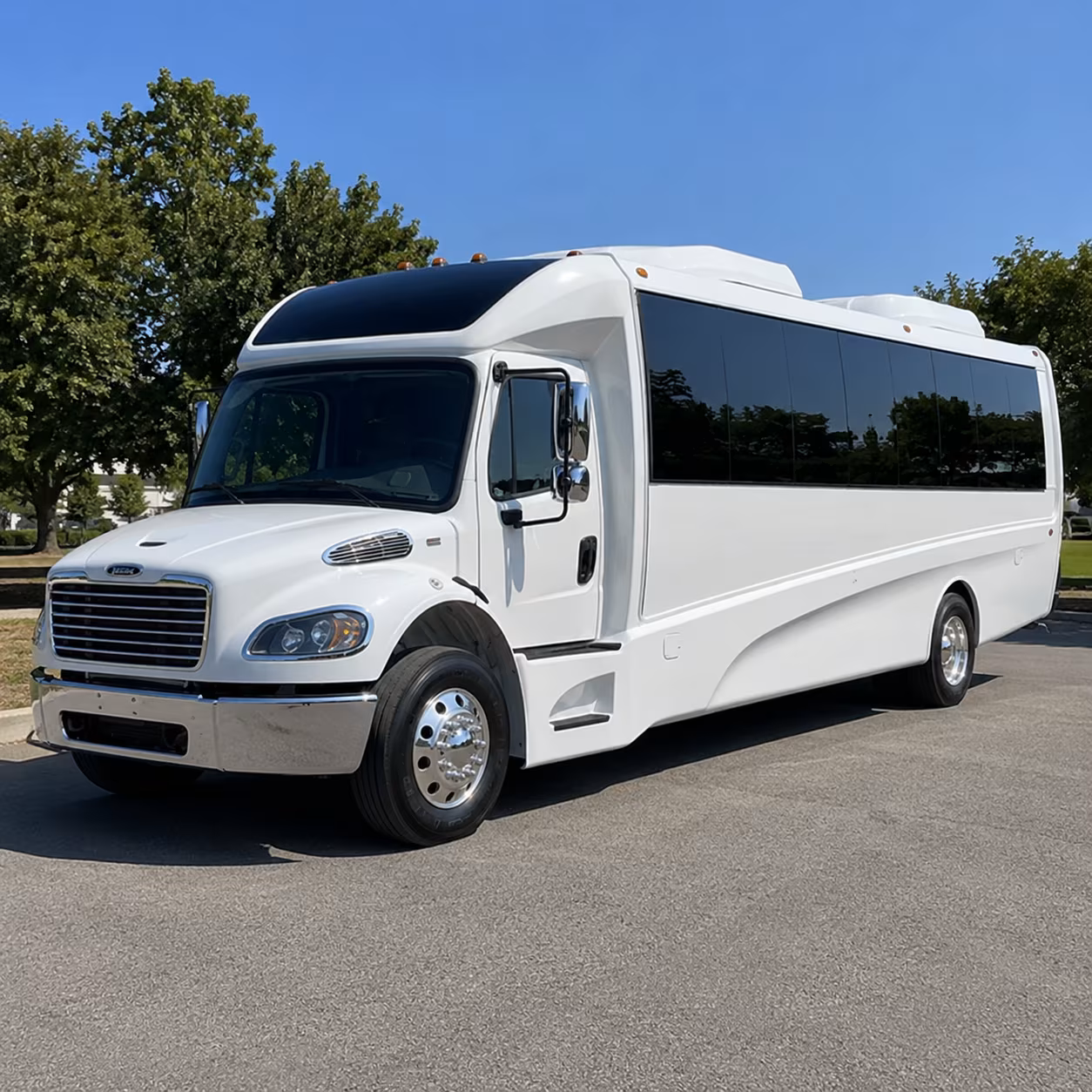 clovis 25 passenger minibus