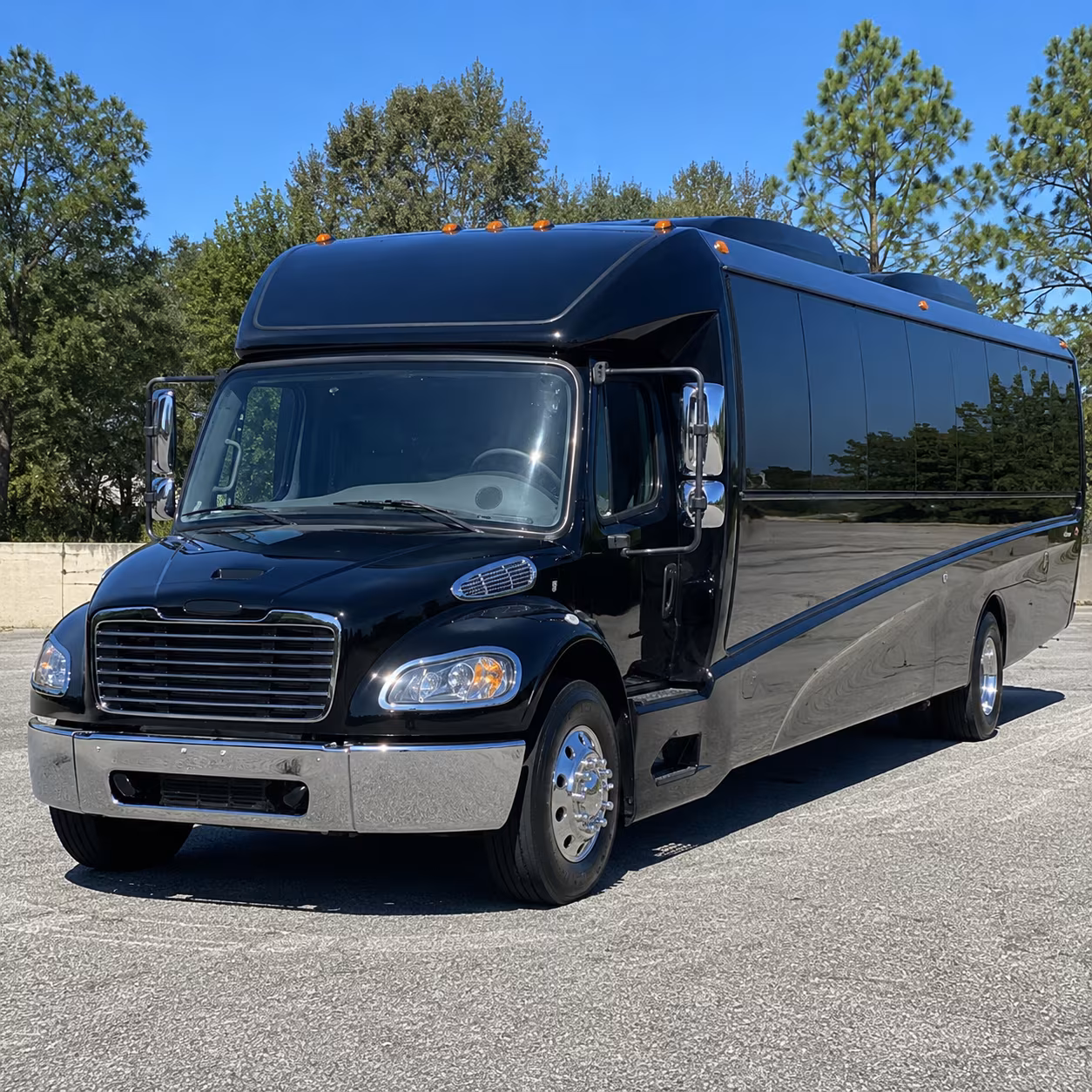 clovis 30 passenger minibus