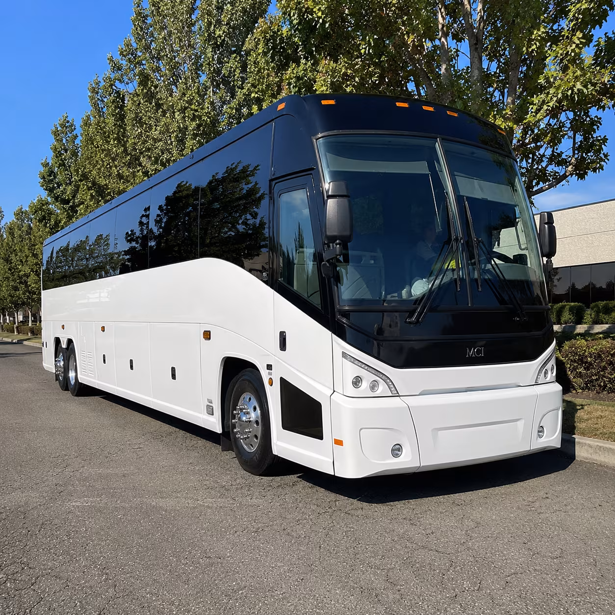 clovis 50 passenger charter bus