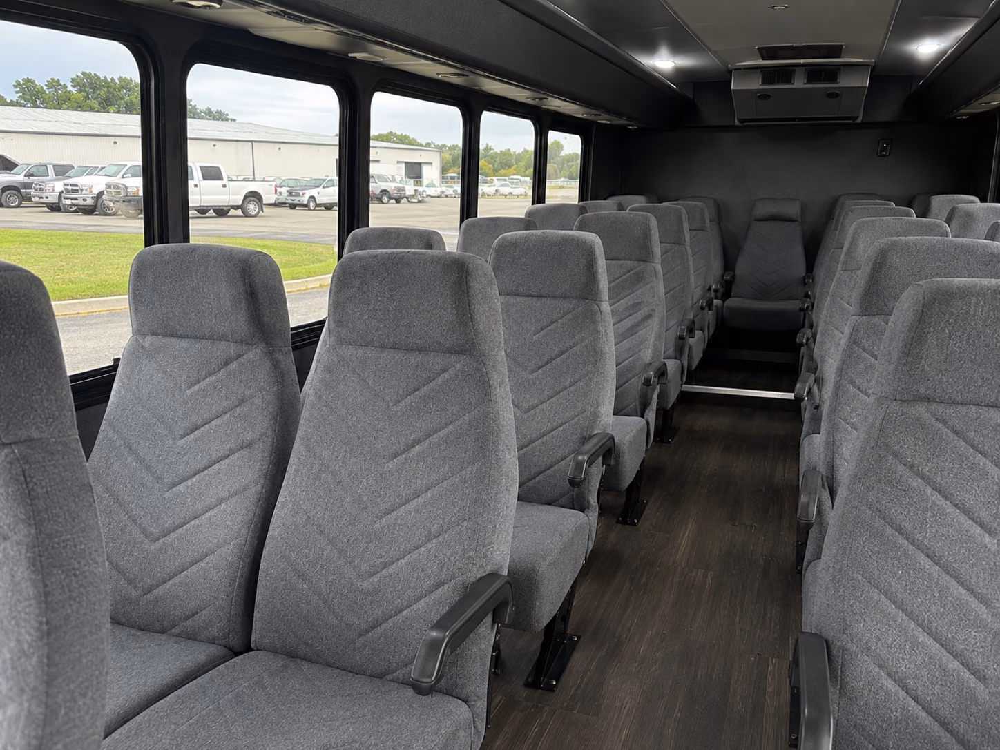 minibus and party bus rentals for clovis and fresno nightlife bar crawls